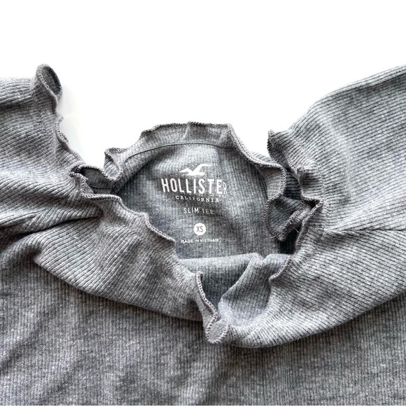 Hollister Gray Off-Shoulder Women's Top - Picture 3 of 3